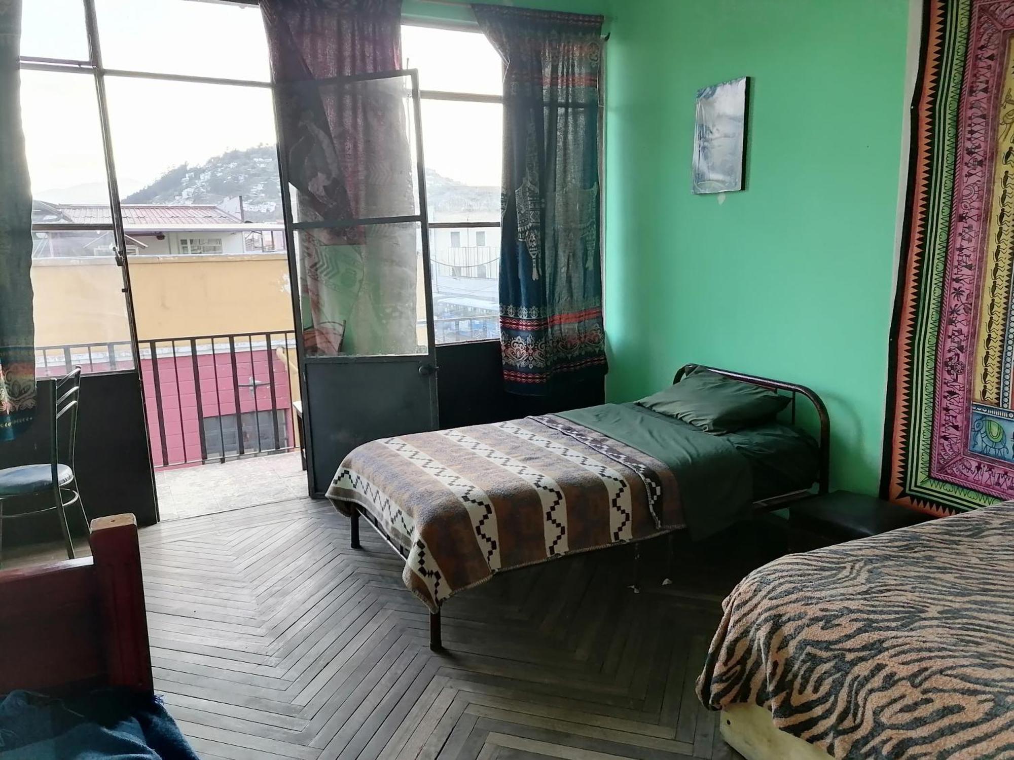 Latinos Brothers House Quito Kamer foto